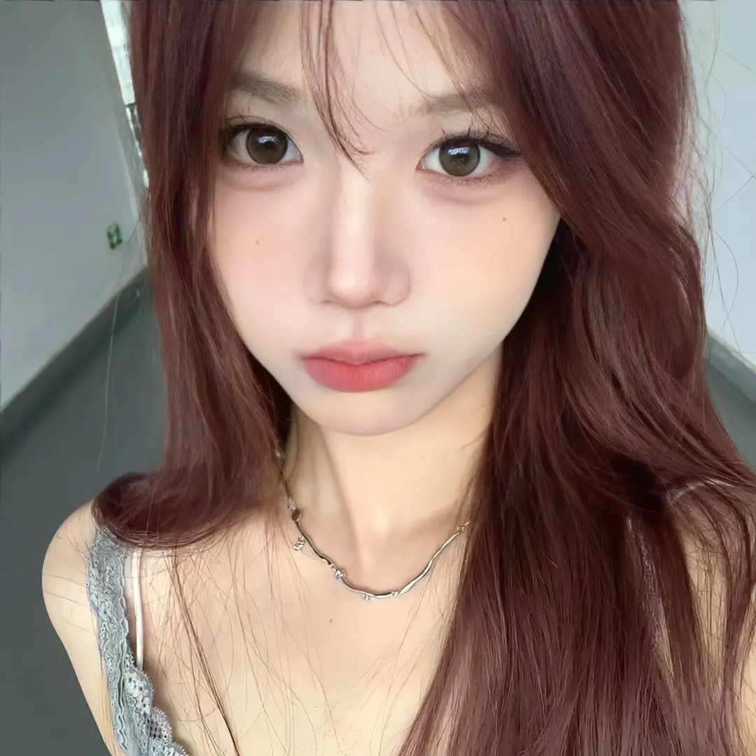 金发奇女